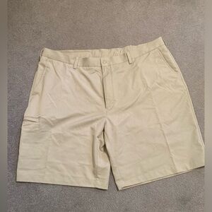 Grand Slam men’s tennis shorts, size 44, cream color, 100% polyester